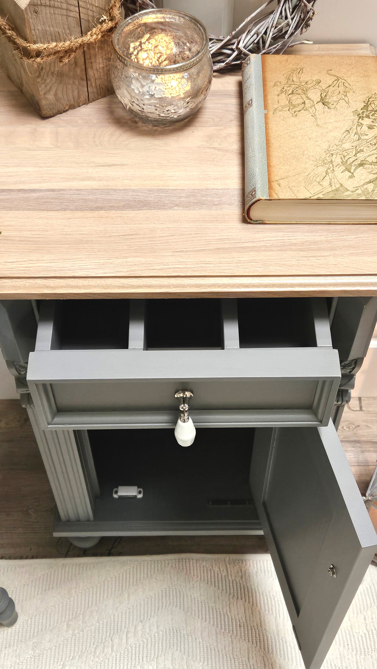 "Wartrop" - Commode de campagne en bois massif scandinave bleu-gris