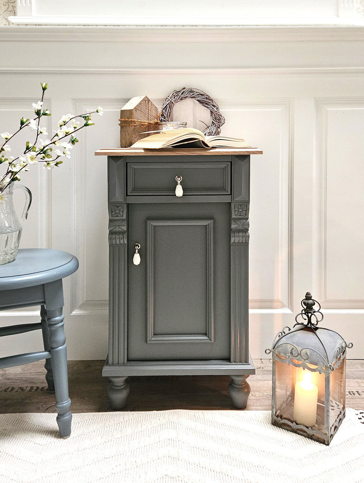 "Wartrop" - Commode de campagne en bois massif scandinave bleu-gris