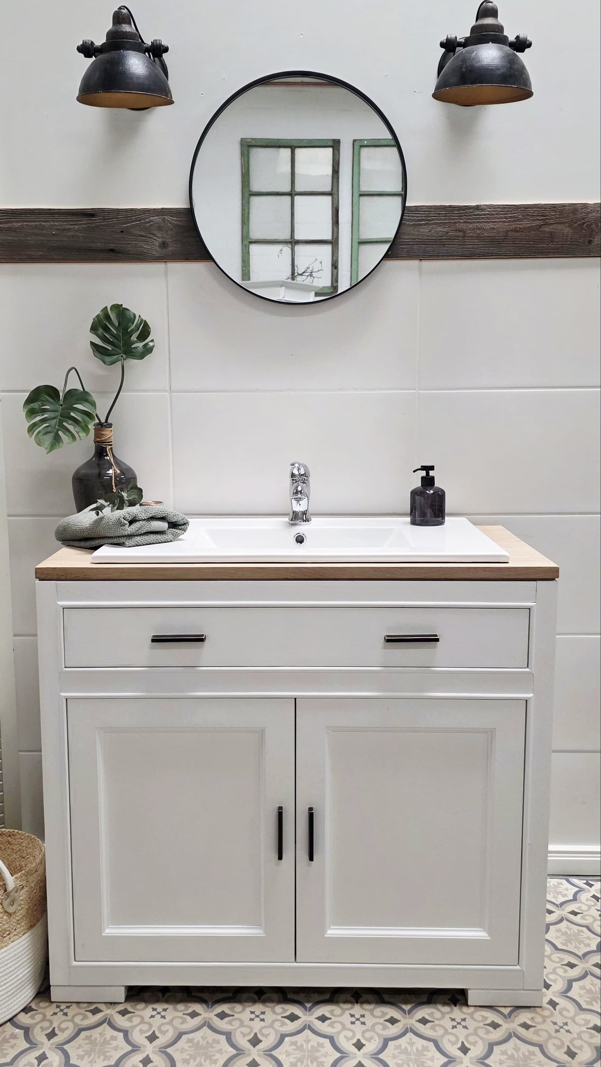 "Lirea" - Waschtisch im modernen Landhausstil mit Keramikbecken| PURE-Serie von L&L
