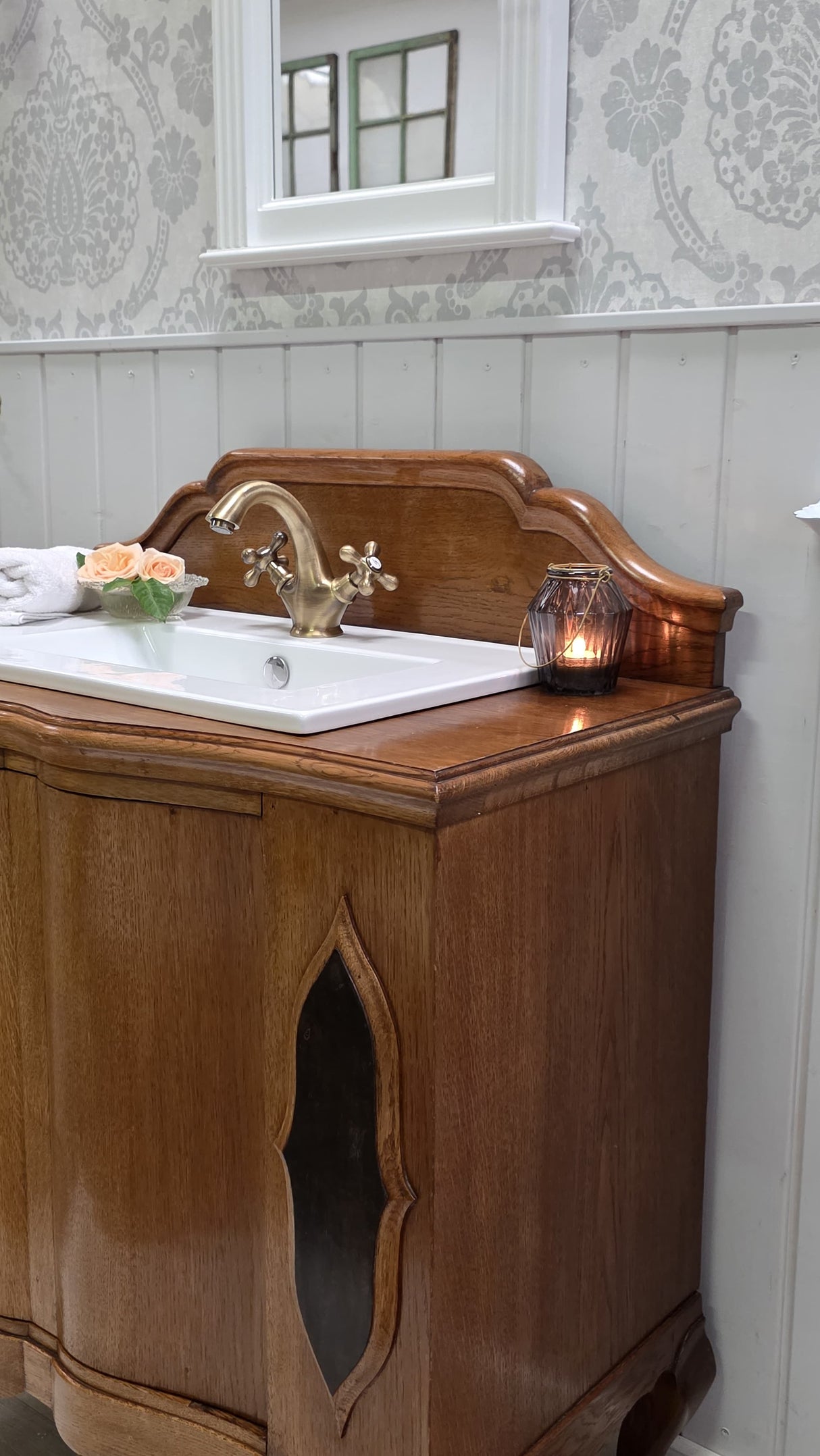"Björna" Antiker Landhaus Waschtisch