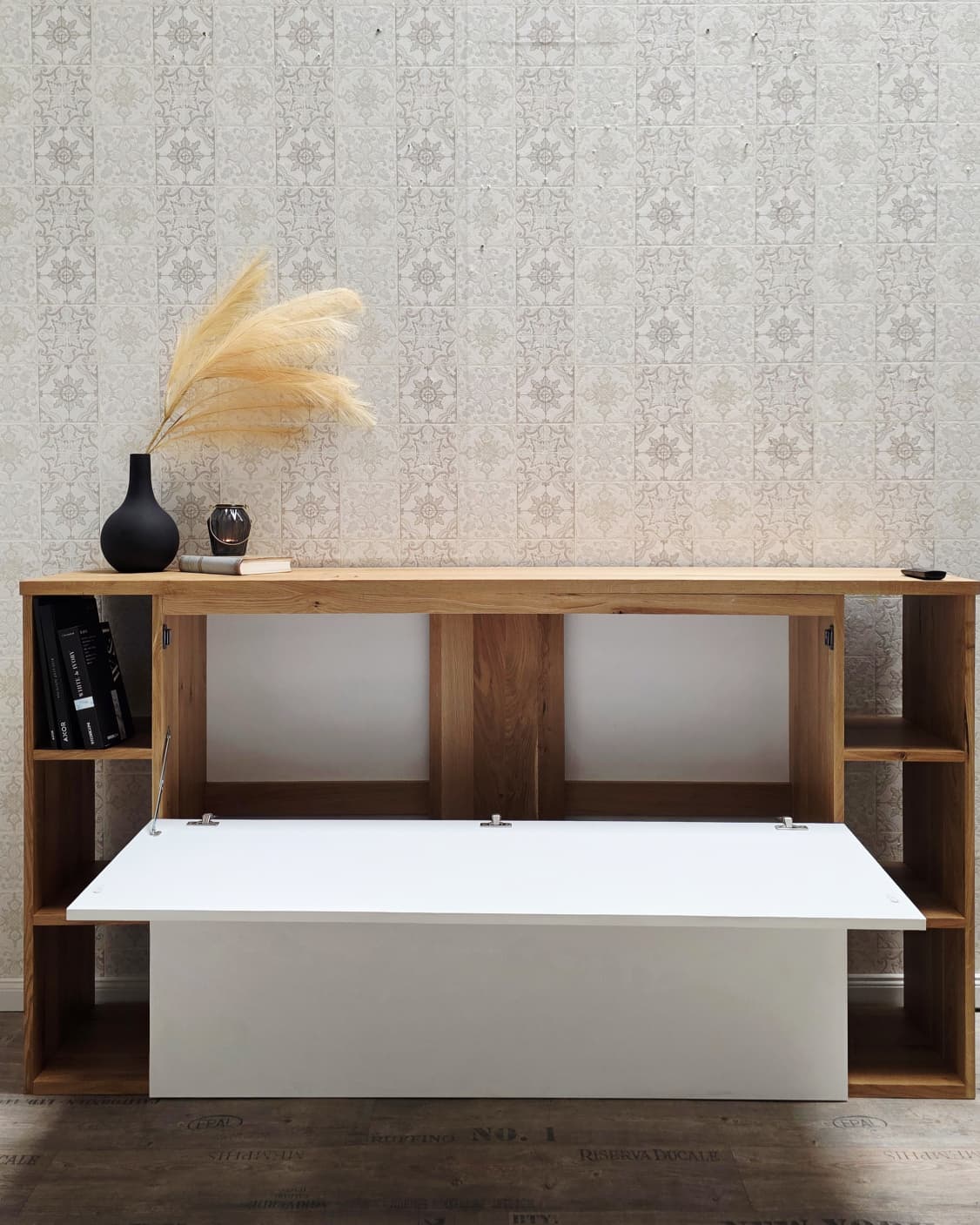 "Silver": Sideboard mit TV Lift, elektrisch 46 Zoll oder 55 Zoll