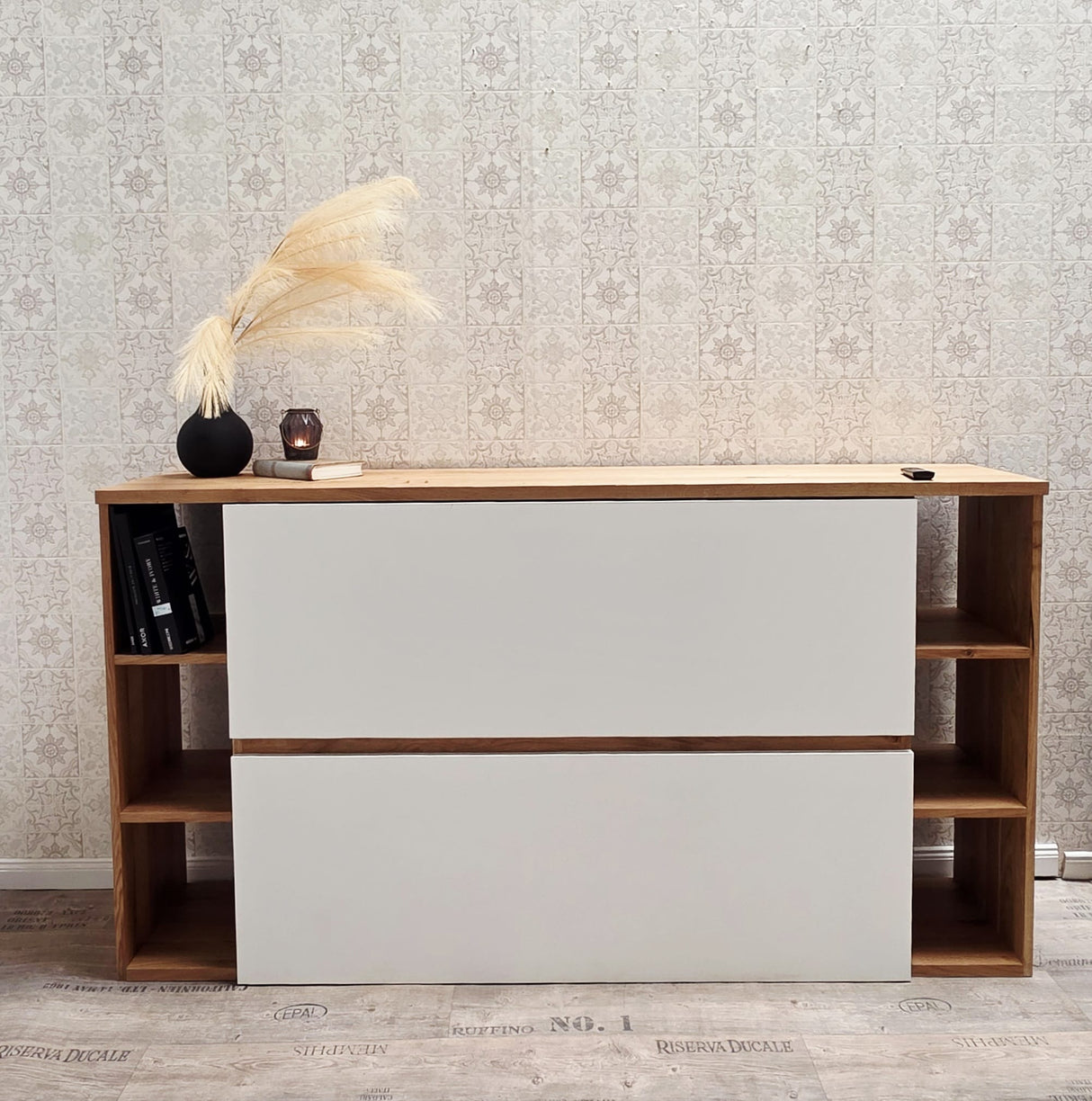 "Silver": Sideboard mit TV Lift, elektrisch 46 Zoll oder 55 Zoll