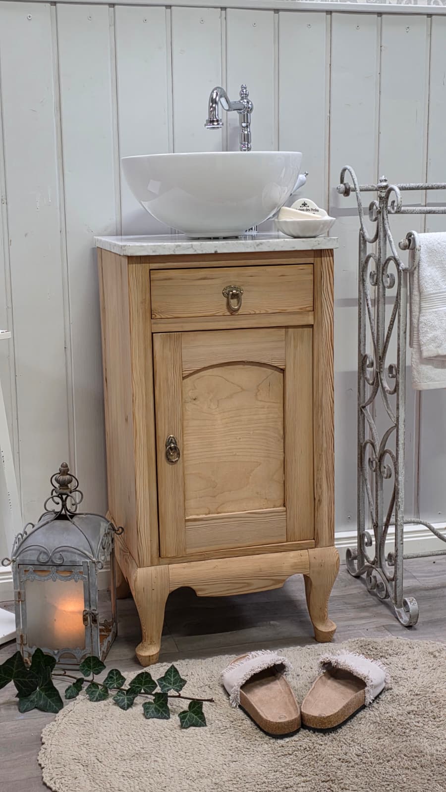 "Bjelle"- Antiker Landhaus Waschtisch