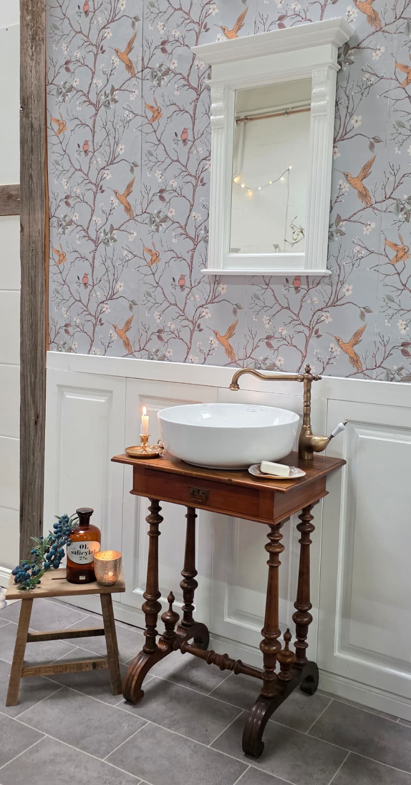 "Fria"- Antiker Landhaus Waschtisch