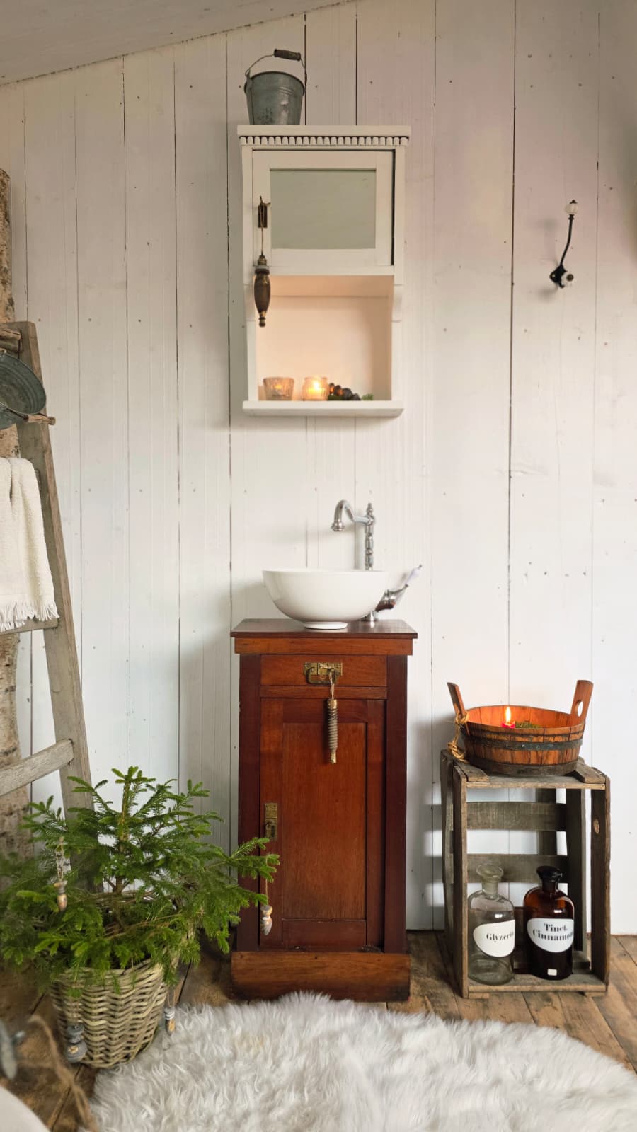 "Santa"- Antiker Landhaus Waschtisch