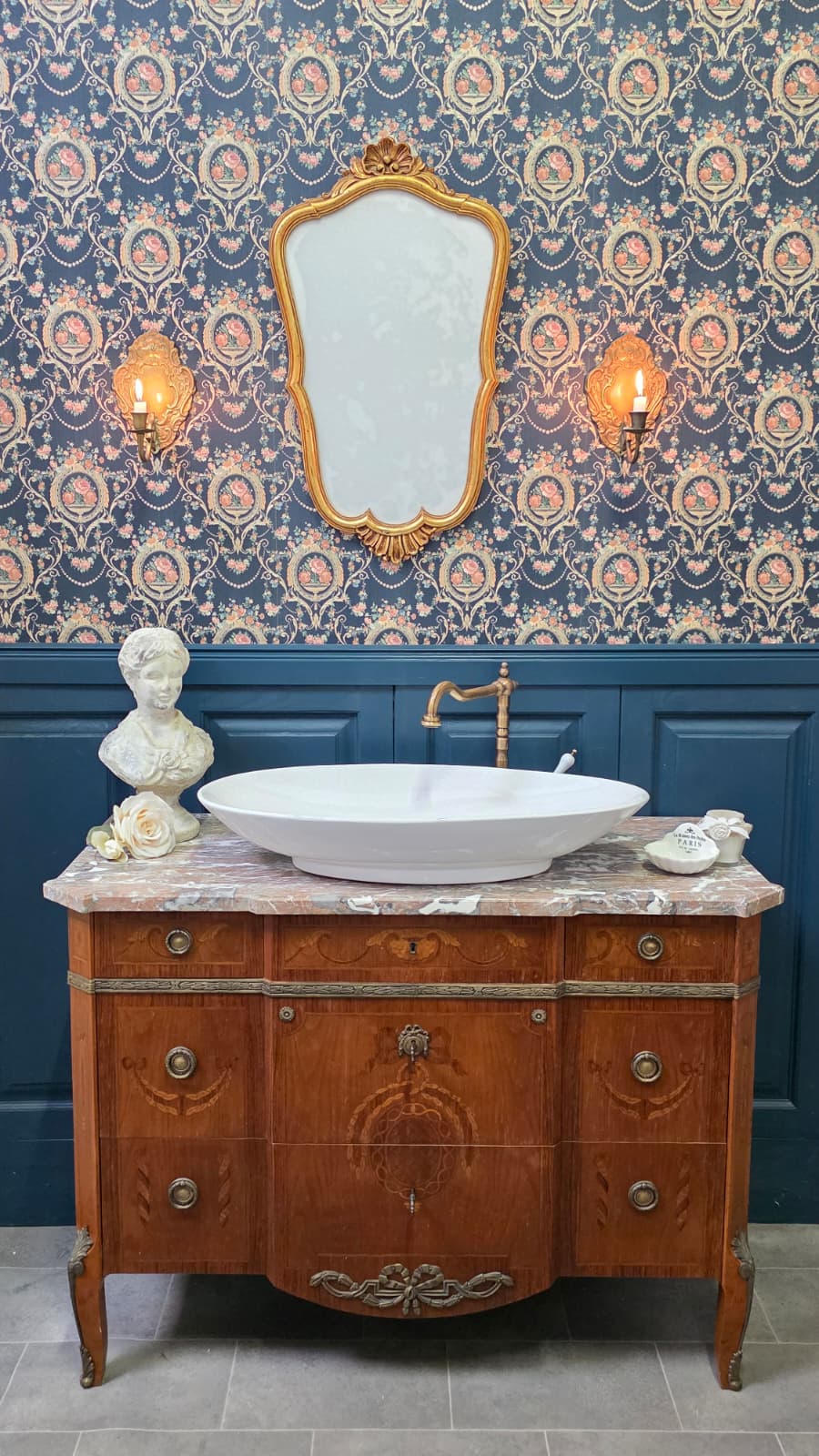 "Romy" Antiker Landhaus Waschtisch