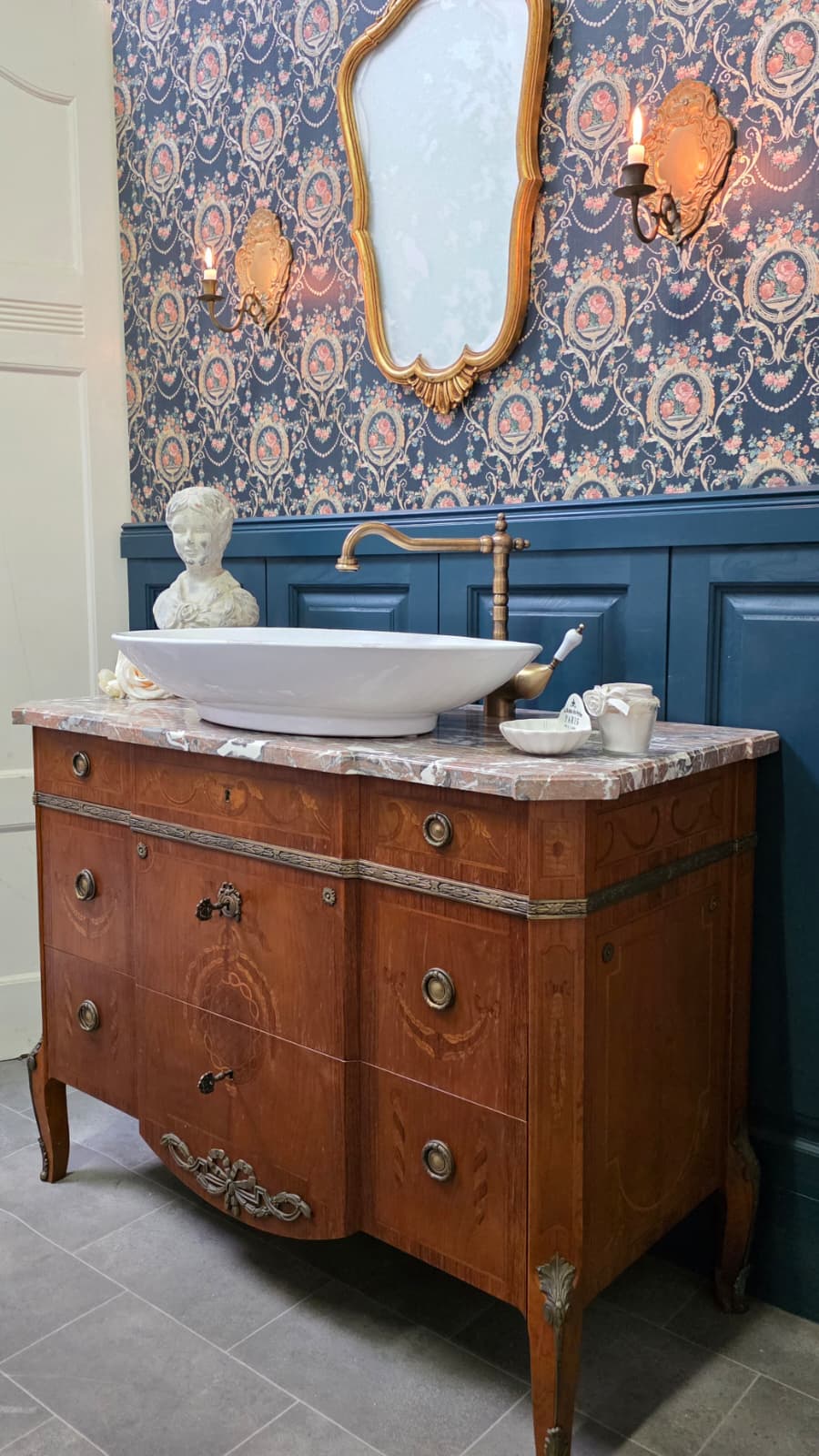 "Romy" Antiker Landhaus Waschtisch