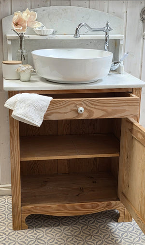 "Ranya" Antique Country House Washbasin