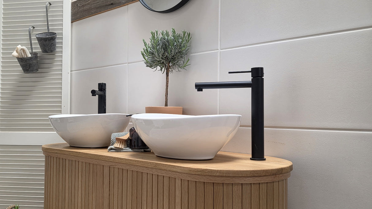 "Yene" - Waschtisch im modernen Landhausstil mit Keramikbecken | PURE-Serie von L&L