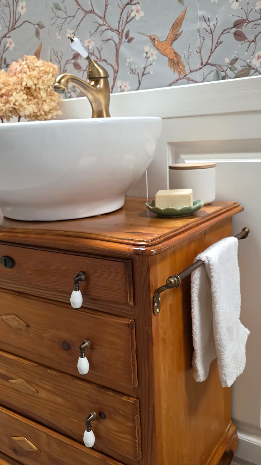 Lavabo de style ancien « Ranya » pour maison de campagne