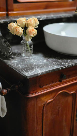 "Amour" Antiker Landhaus Waschtisch