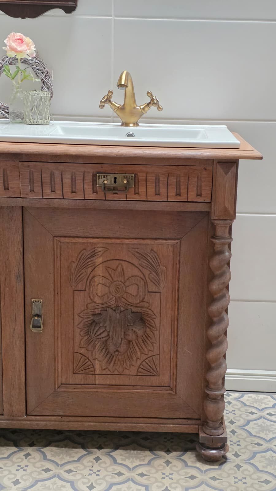 "Lielle" Antique Double Vanity Unit Oak Wood