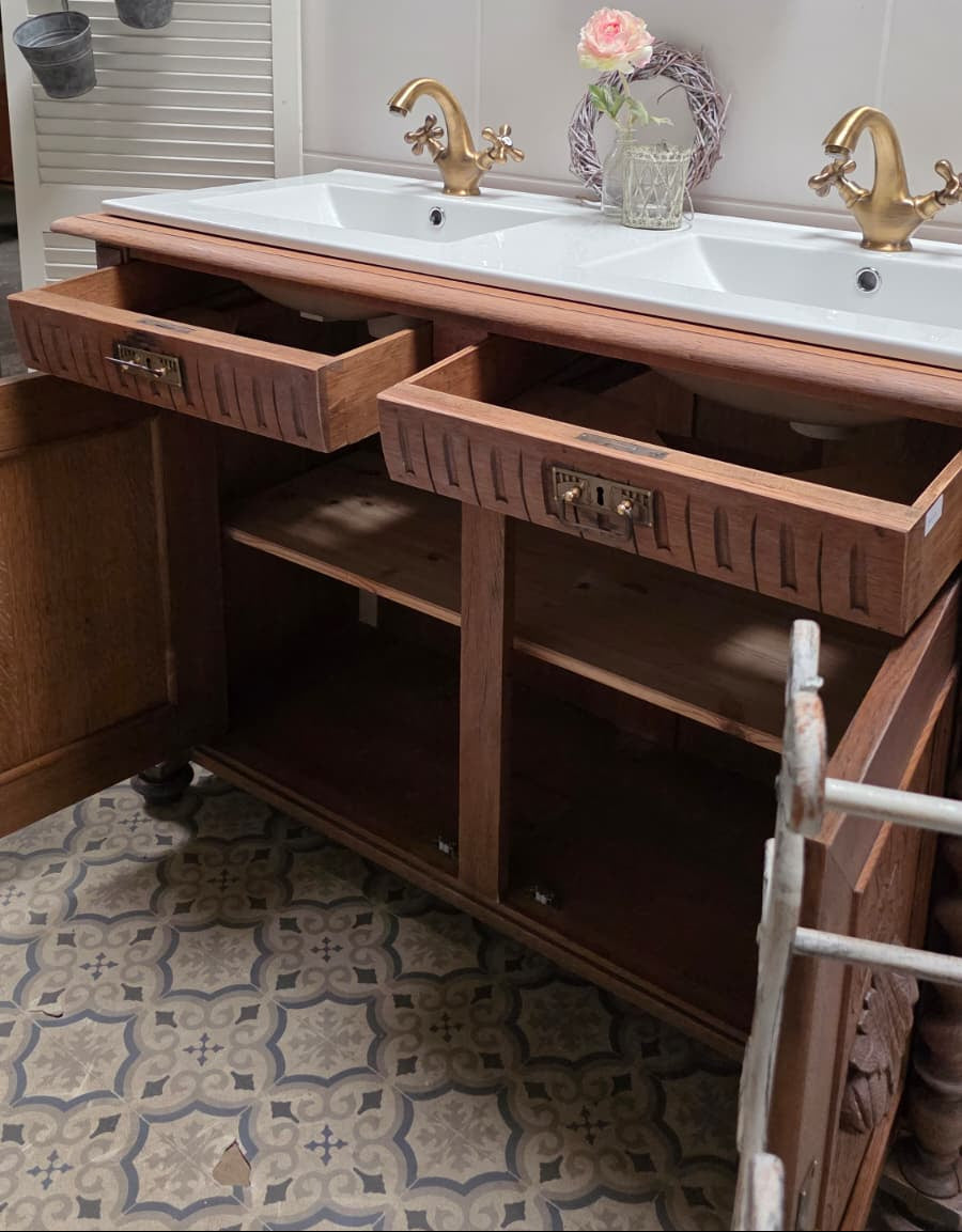 "Lielle" Antique Double Vanity Unit Oak Wood