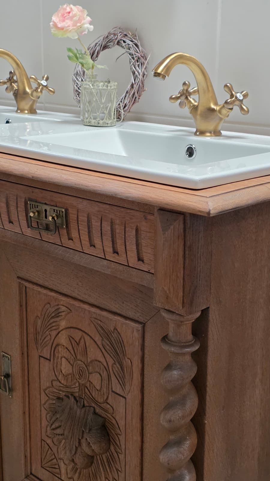 "Lielle" Antique Double Vanity Unit Oak Wood