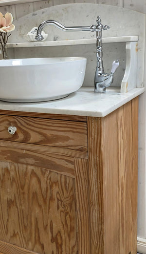 "Ranya" Antique Country House Washbasin