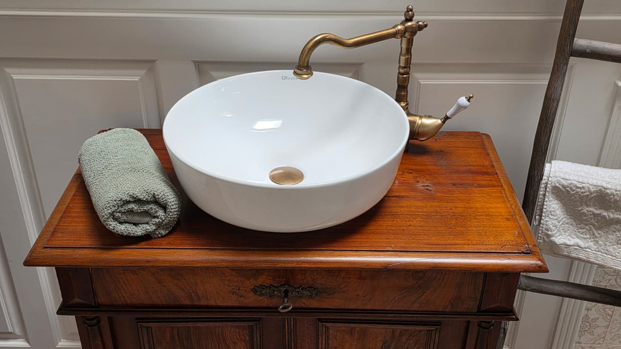 Lavabo ancien de maison de campagne « Rony »
