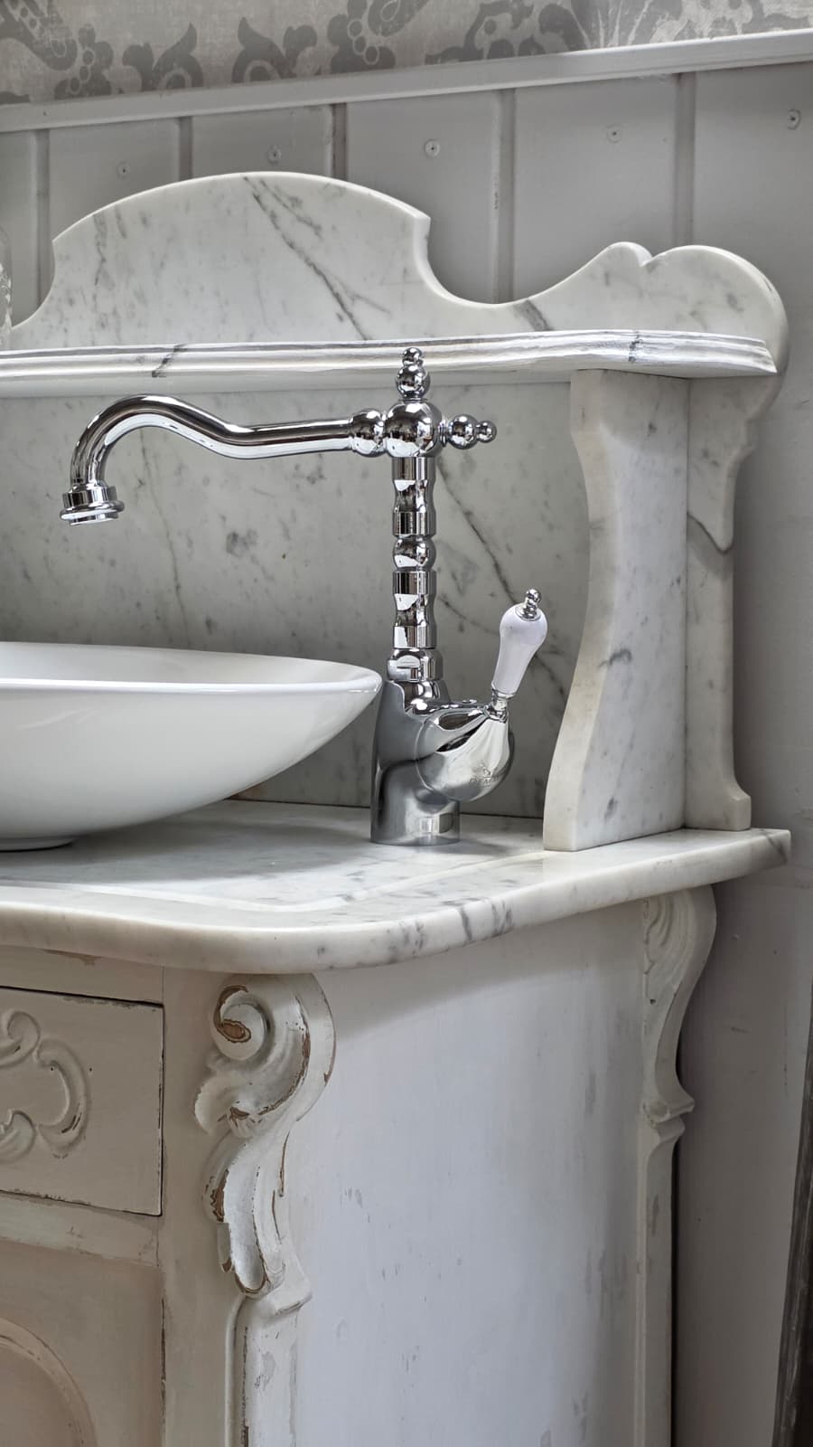 Lavabo ancien de maison de campagne « Rony »