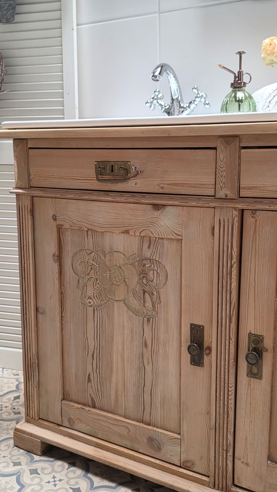 "Ailev" Antiker Doppel-Waschtisch