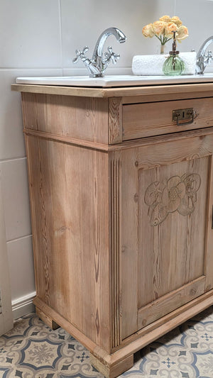 "Ailev" Antiker Doppel-Waschtisch