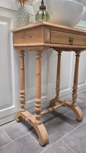 "Stirma"- Antiker Landhaus Waschtisch